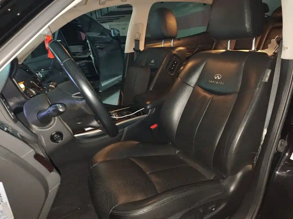 Infiniti Q70 2015 2013 Q70L 2.5L Comfort