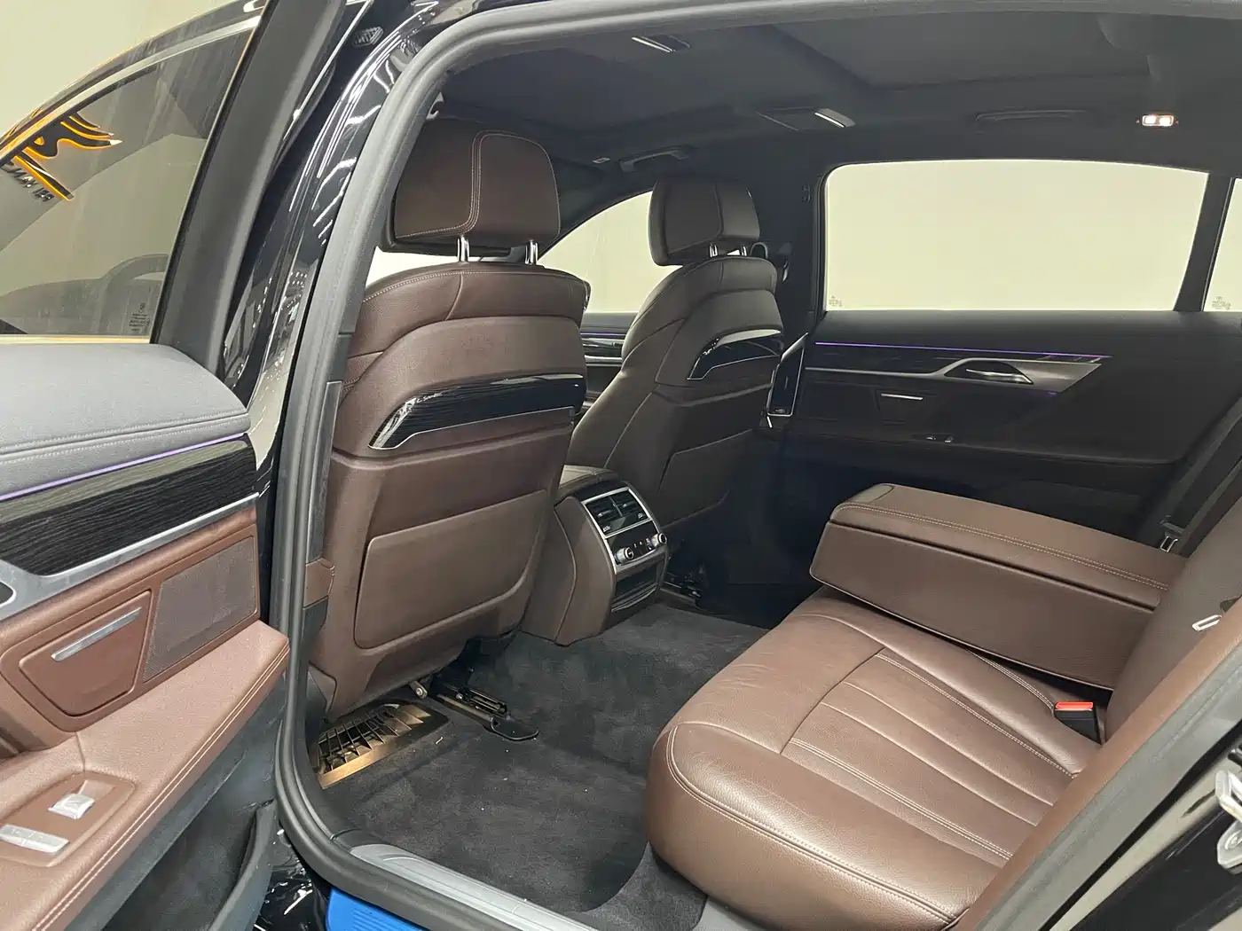 BMW 7 Series 2018 730Li Leading Type M Sport Package фото 13