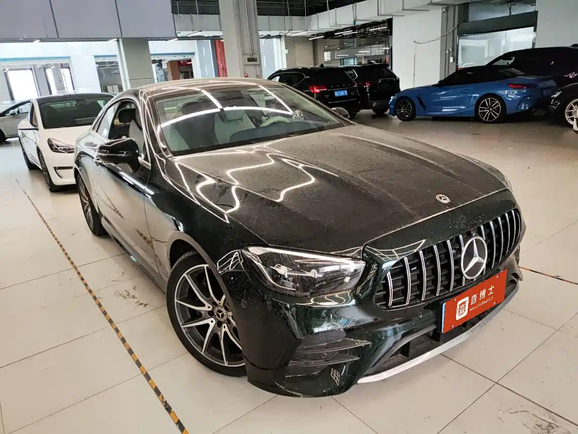 MERCEDES-BENZ E CLASS