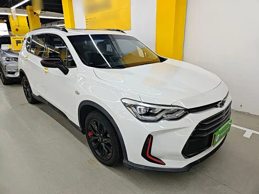 Chevrolet Volando 2021 2020 Mild Hybrid Redline 530T Automatic Premium Edition (5+2 seater)