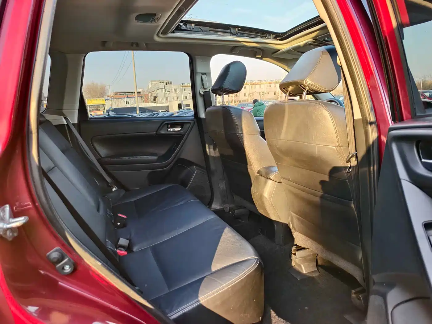 Subaru Forester 2013 2.5i Automatic Luxury Edition фото 14