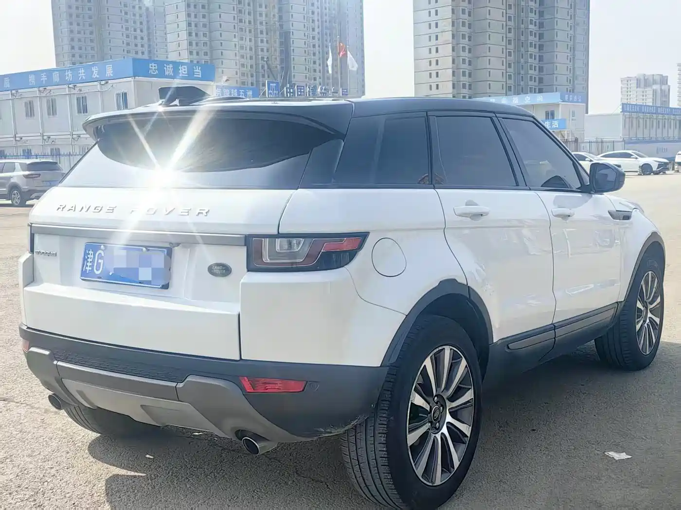 Land Rover Range Rover Evoque 2018 240PS SE Smart Edition фото 6