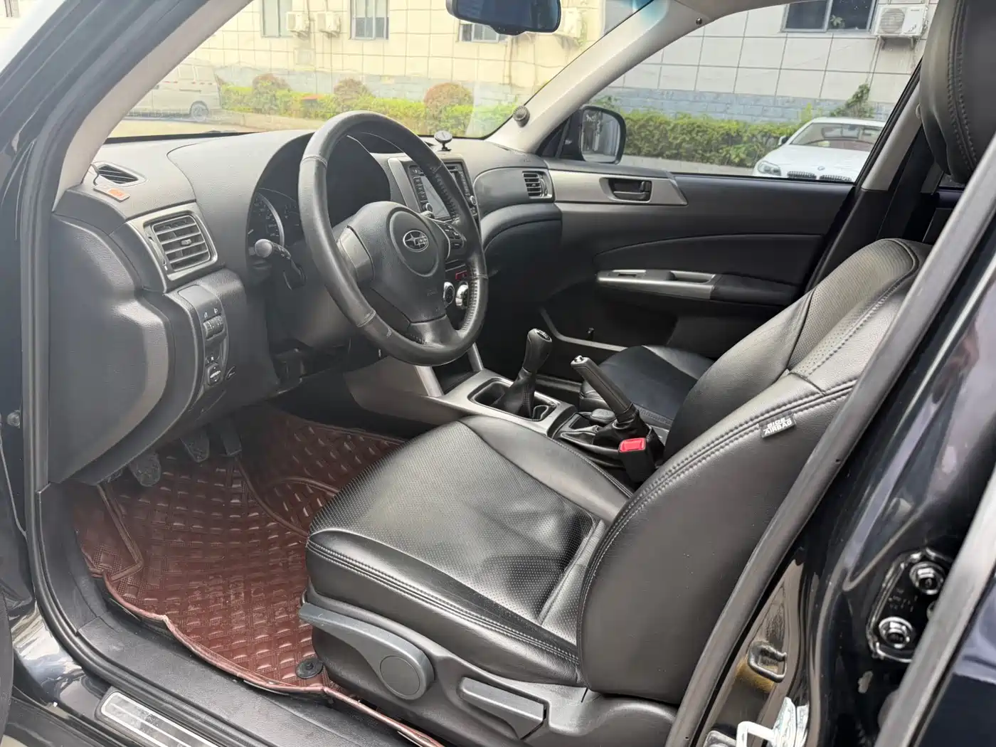 Фото 4 - Subaru Forester