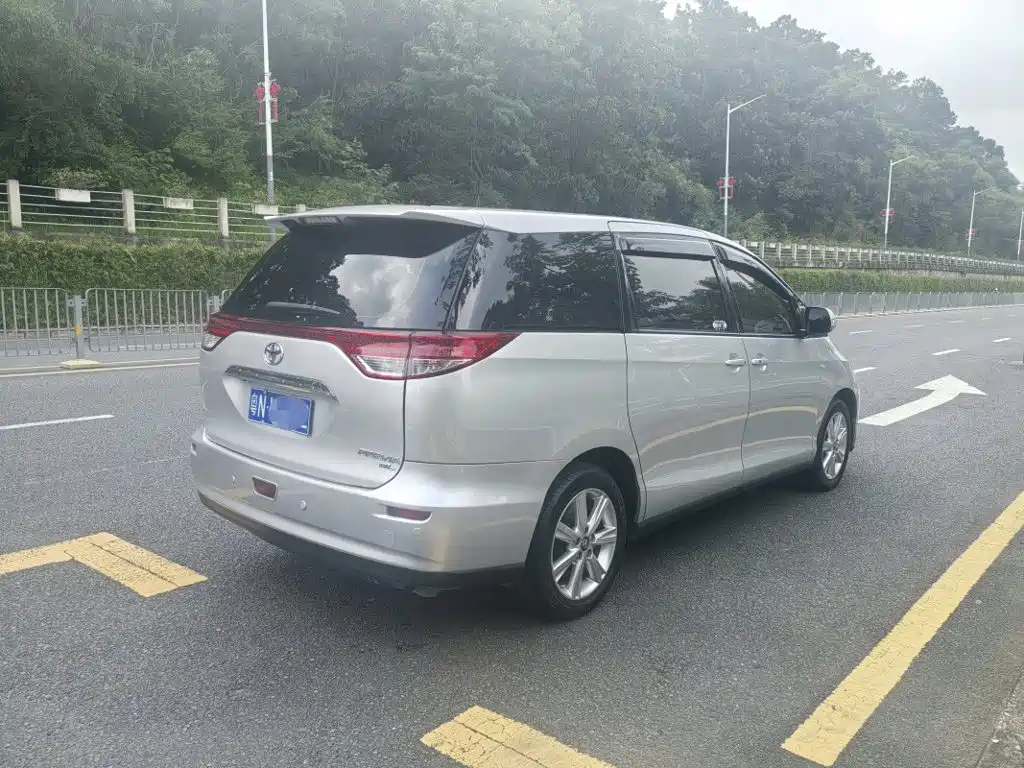 Toyota Previa 2012 2012 2.4L 7-Seater Luxury Edition