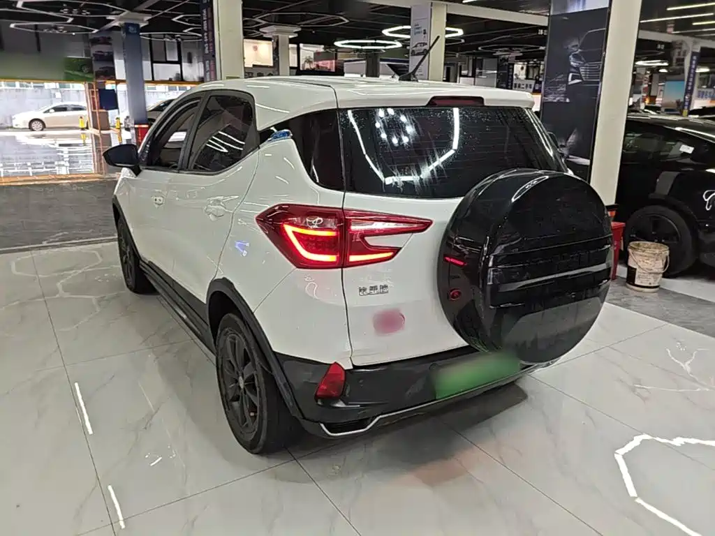BYD Yuan New Energy 2019 2019 EV360 Smart Connected Leading Type