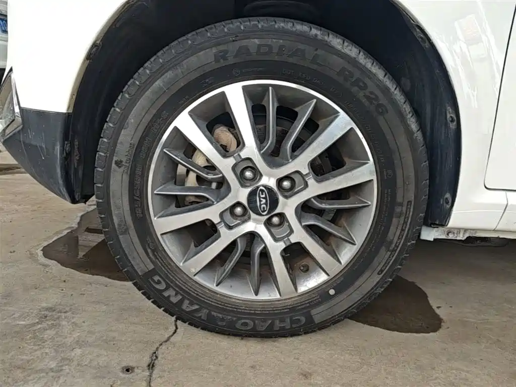 Фото 23 - JAC Refine S2mini