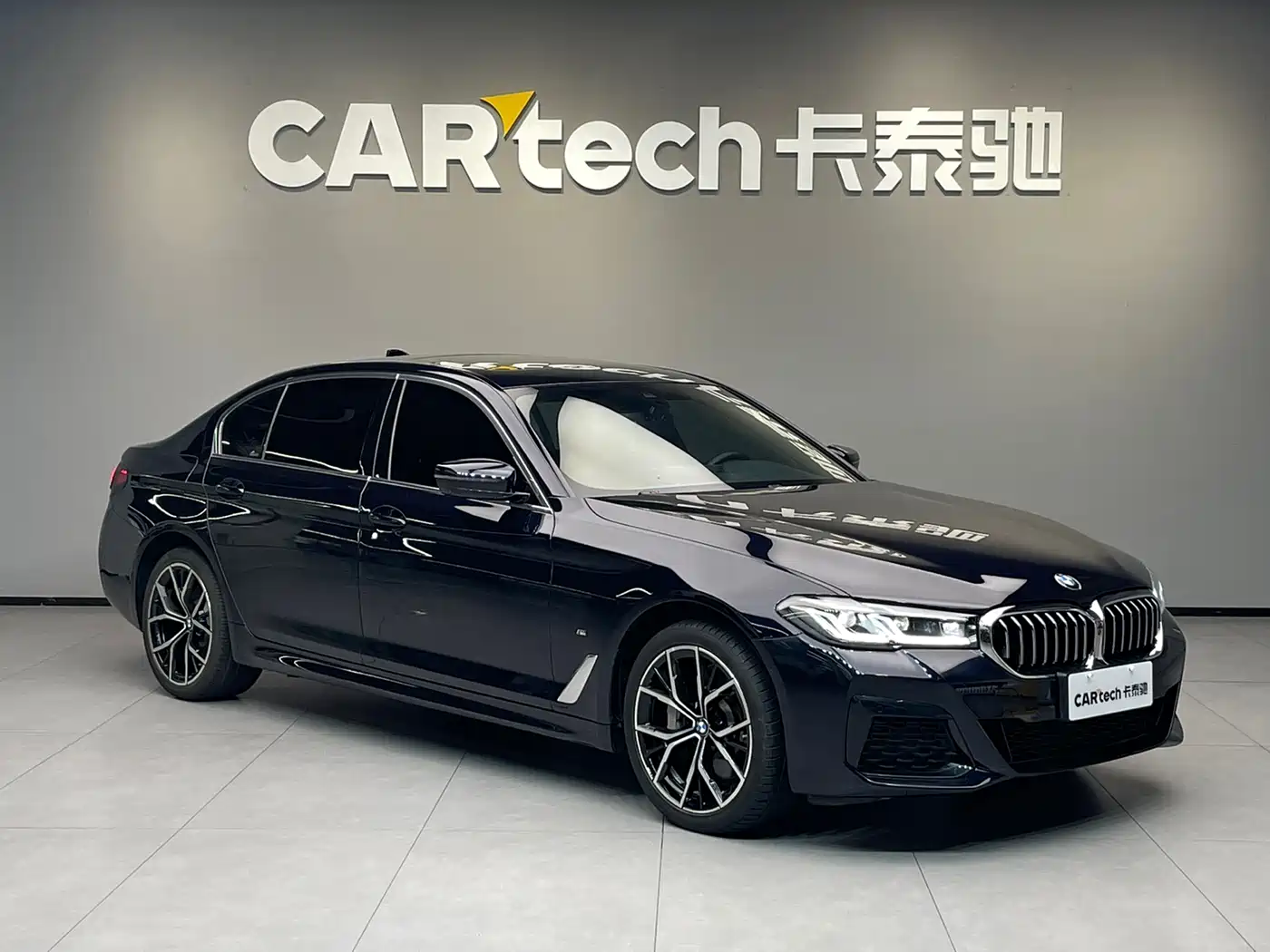 BMW 5 Series 2022 530Li Exclusive M Sport Package фото 3
