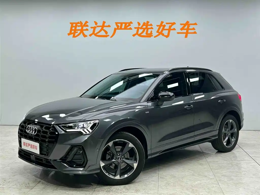 Audi Q3 2023 35 TFSI Fashion Dynamic (1.4T)