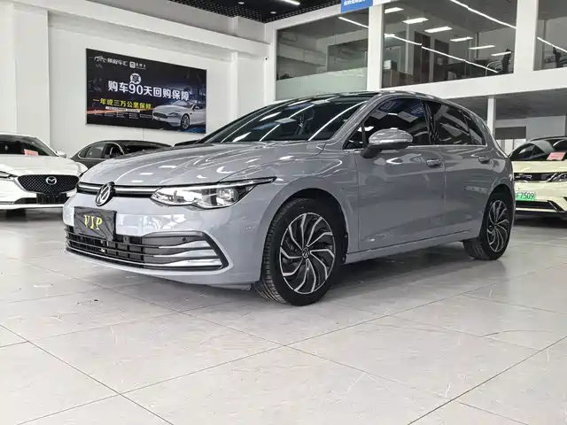 Volkswagen Golf 2023