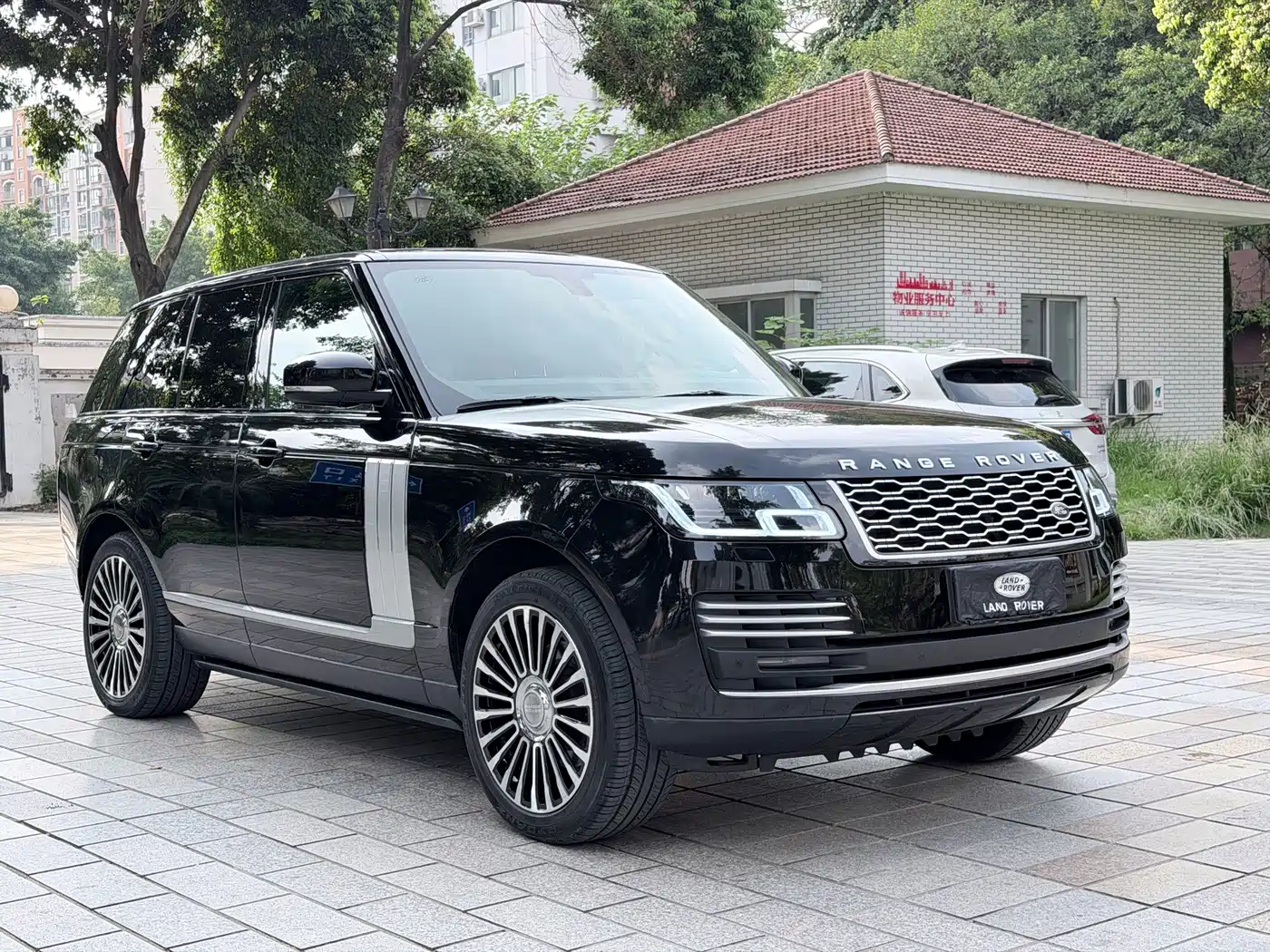 Фото 3 - Land Rover Range Rover