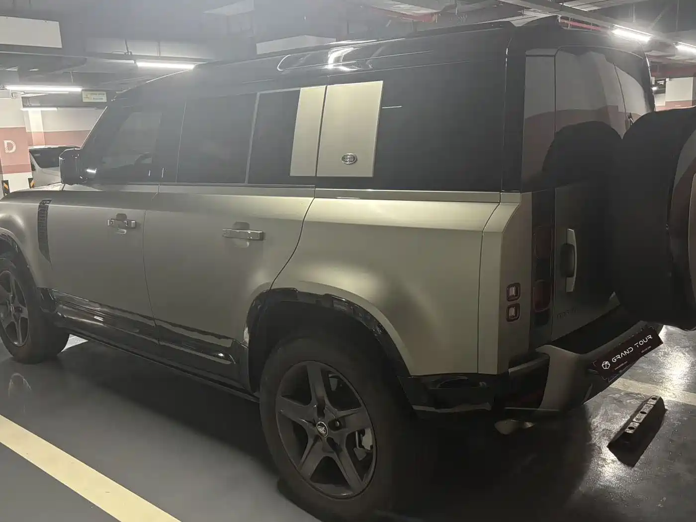 Land Rover Defender 2024 2024 110 3.0T P400 X-DYNAMIC HSE