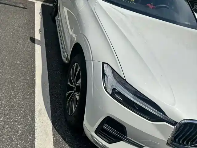 Volvo XC60 2023