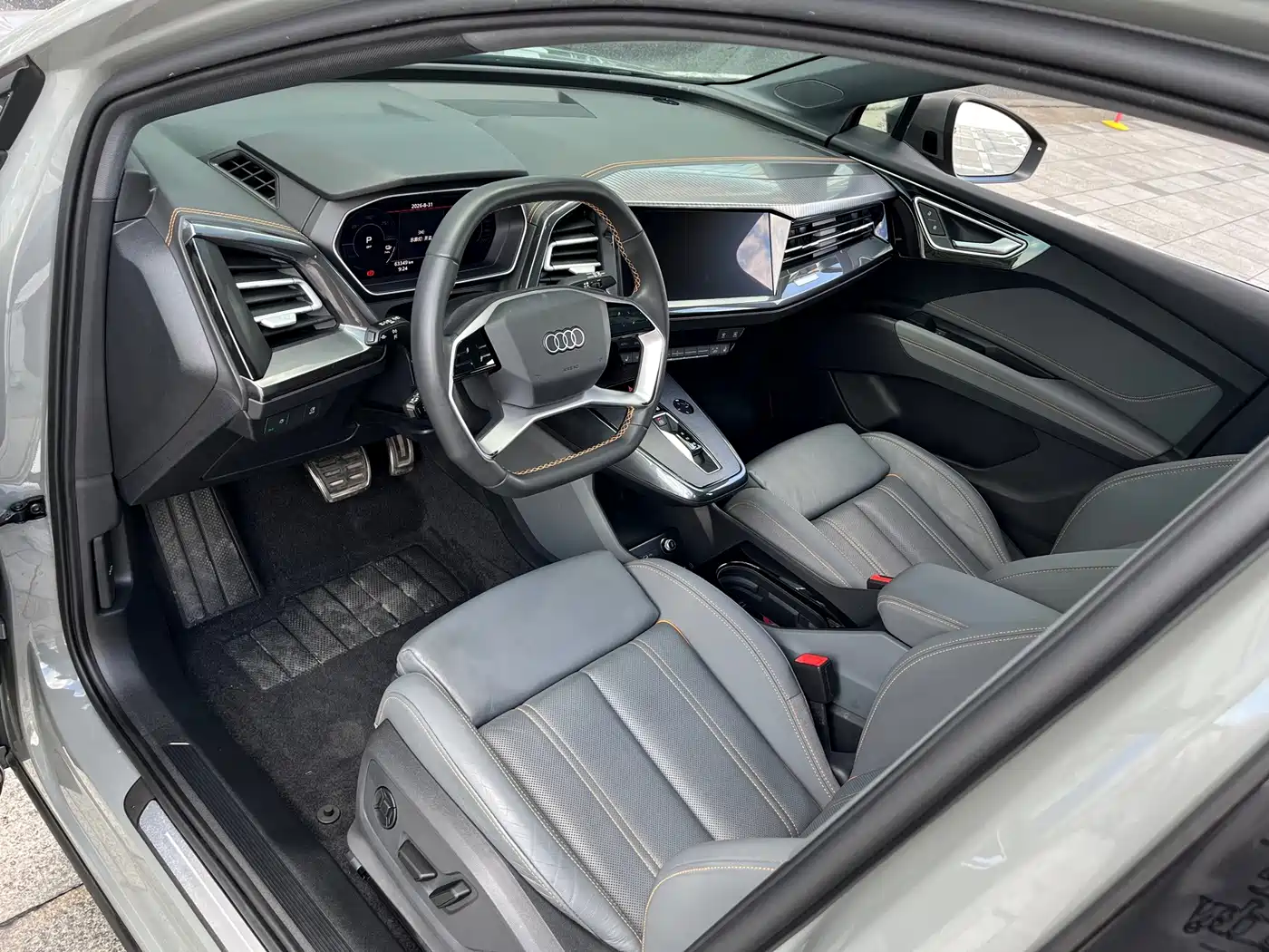 Audi Q4 e-tron 2022 2022 40 e-tron First Edition