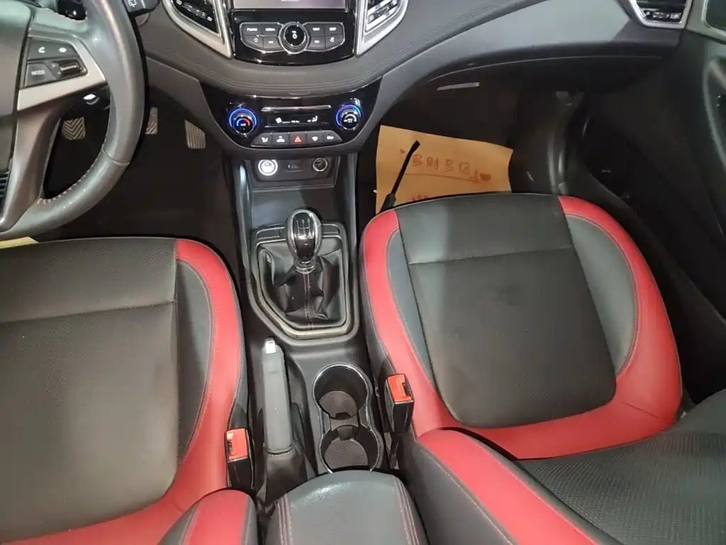 Changan Eado XT 2017 2016 1.6L Manual Stylish Cool Edition