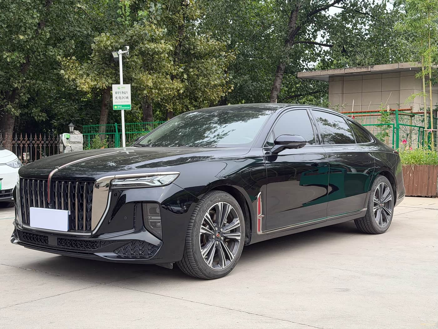 Hongqi H9
