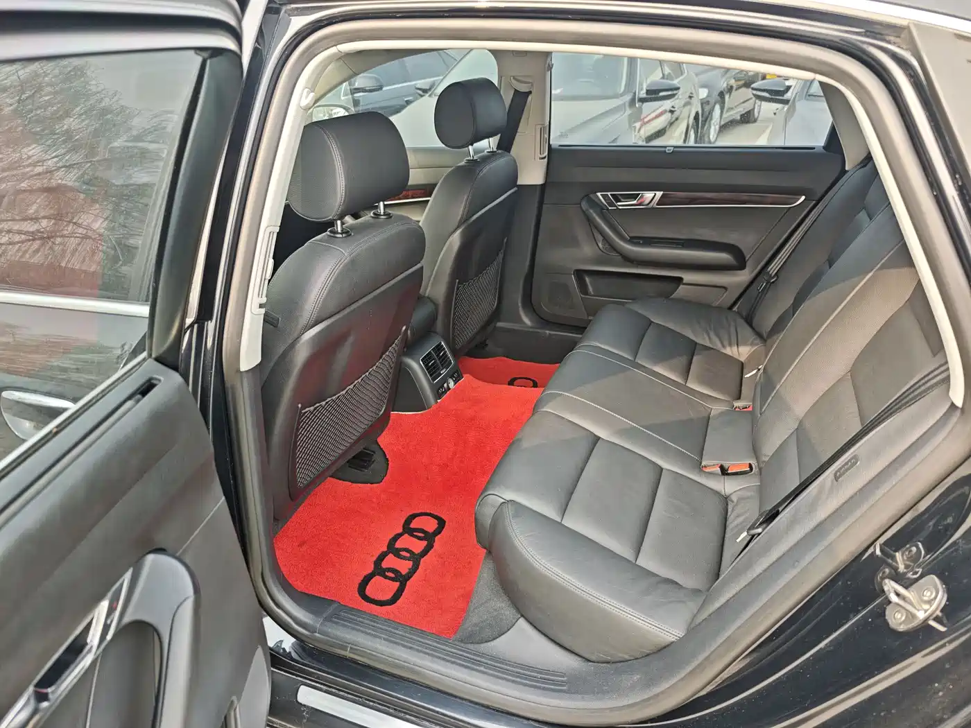 Audi A6L 2011 Model 2.4L Technology фото 6