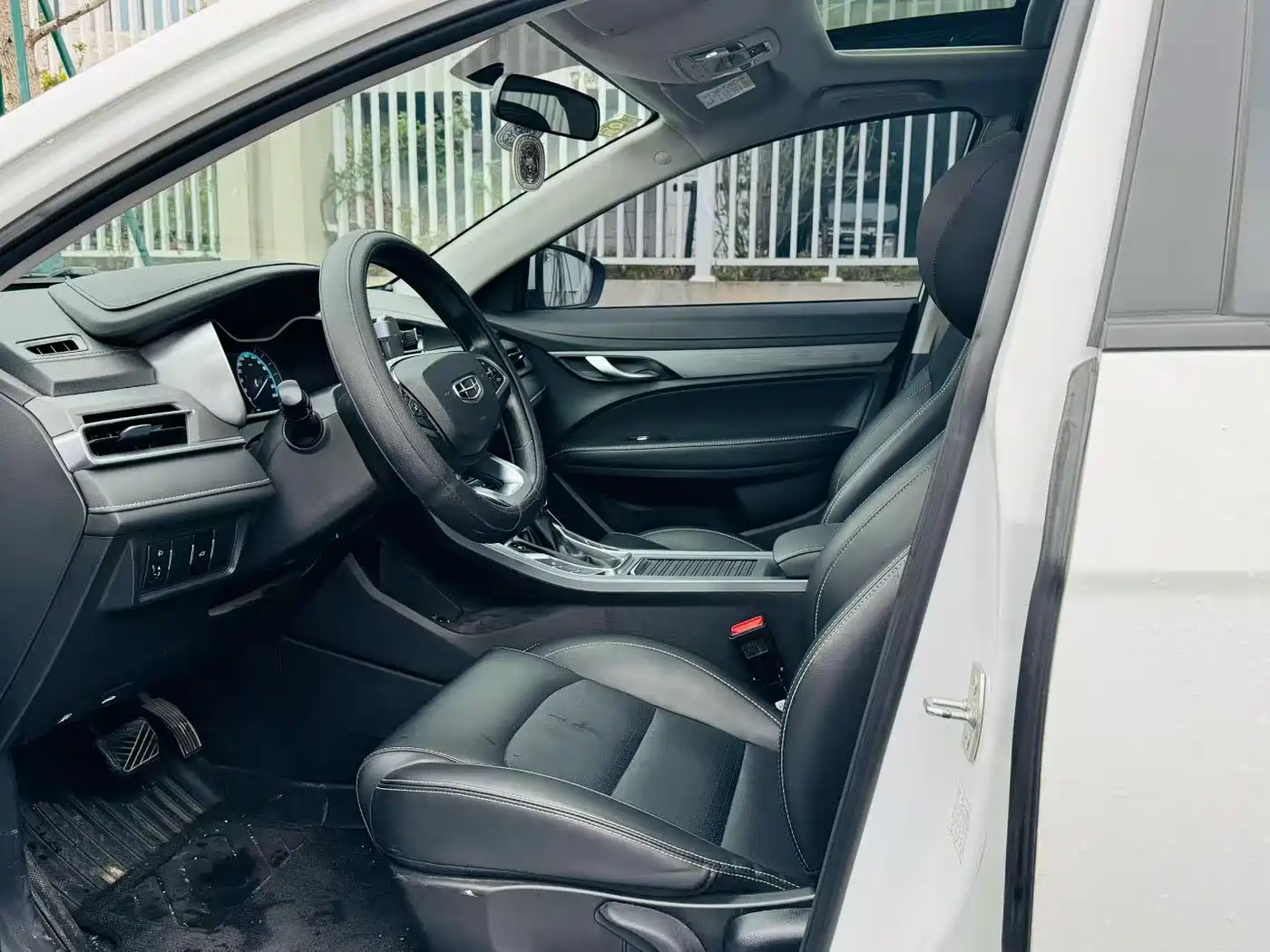 GEELY AUTOMOBILE EMGRAND