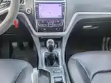 Фото 12 - Geely Emgrand
