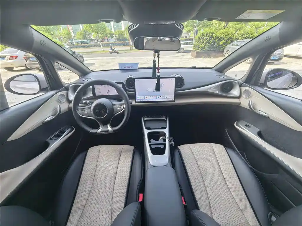BYD Dolphin 2025 Smart Drive Edition 420km Freedom Version фото 5