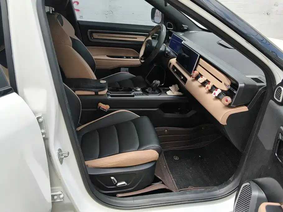 Geely ICON 2024 2023 1.5TD Chocolate Premium Edition