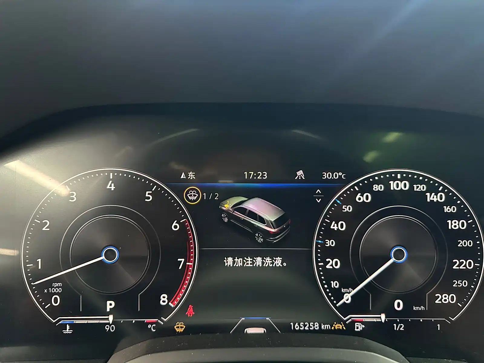 Фото 28 - Volkswagen Touareg