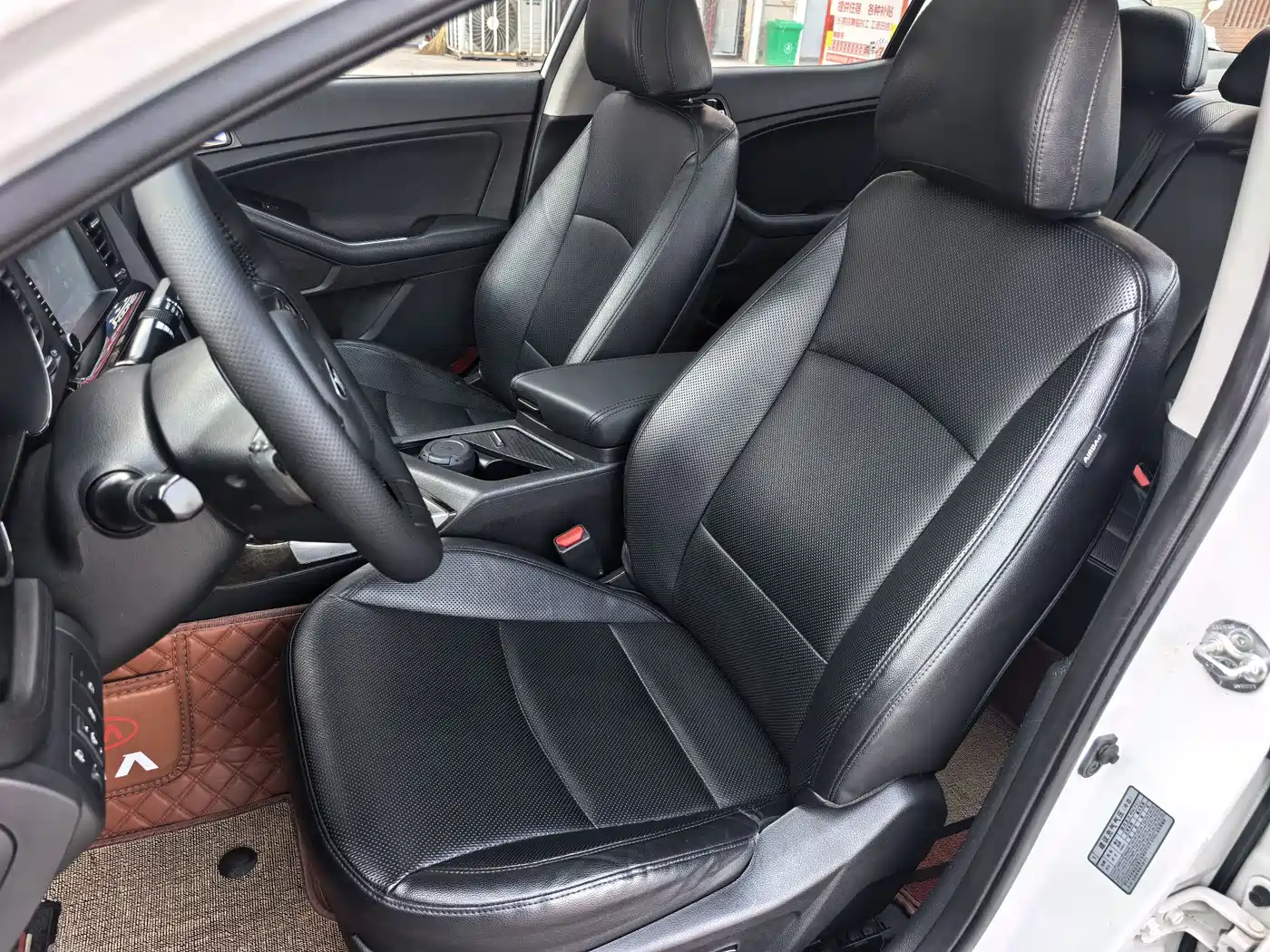 Kia K5 2014 2.0L Automatic LUXURY фото 11