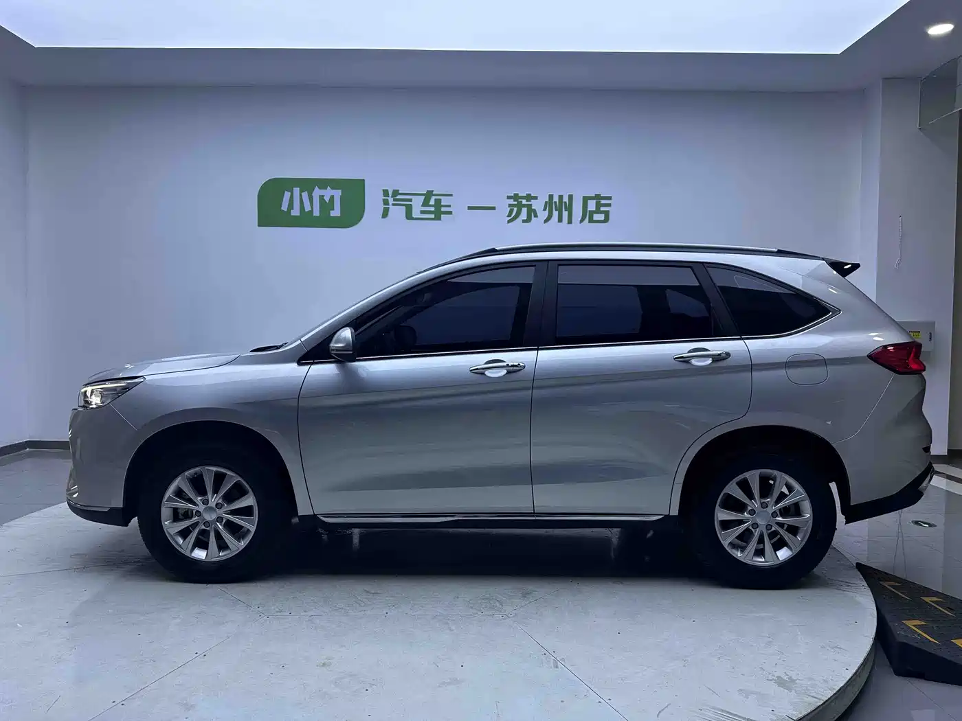 Haval M6 2023 2021 PLUS 1.5T DCT Luxury Smart Connect