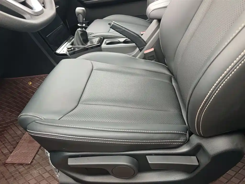Wuling Motors Wuling Journey 2026 2021 1.5T Manual Luxury Edition