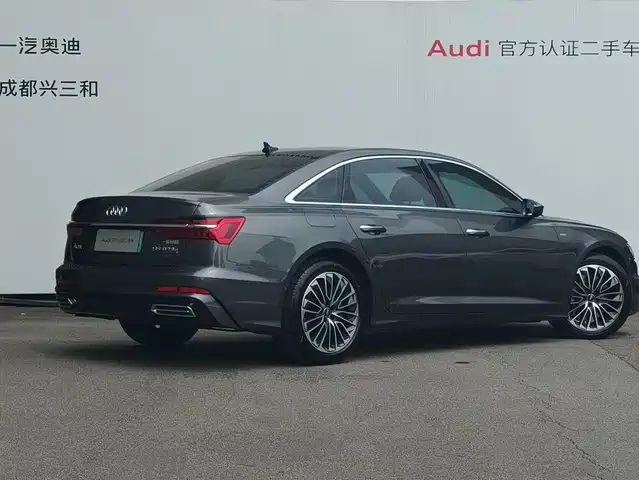 Audi A6L New Energy 2022 55 TFSI e quattro — фото 4