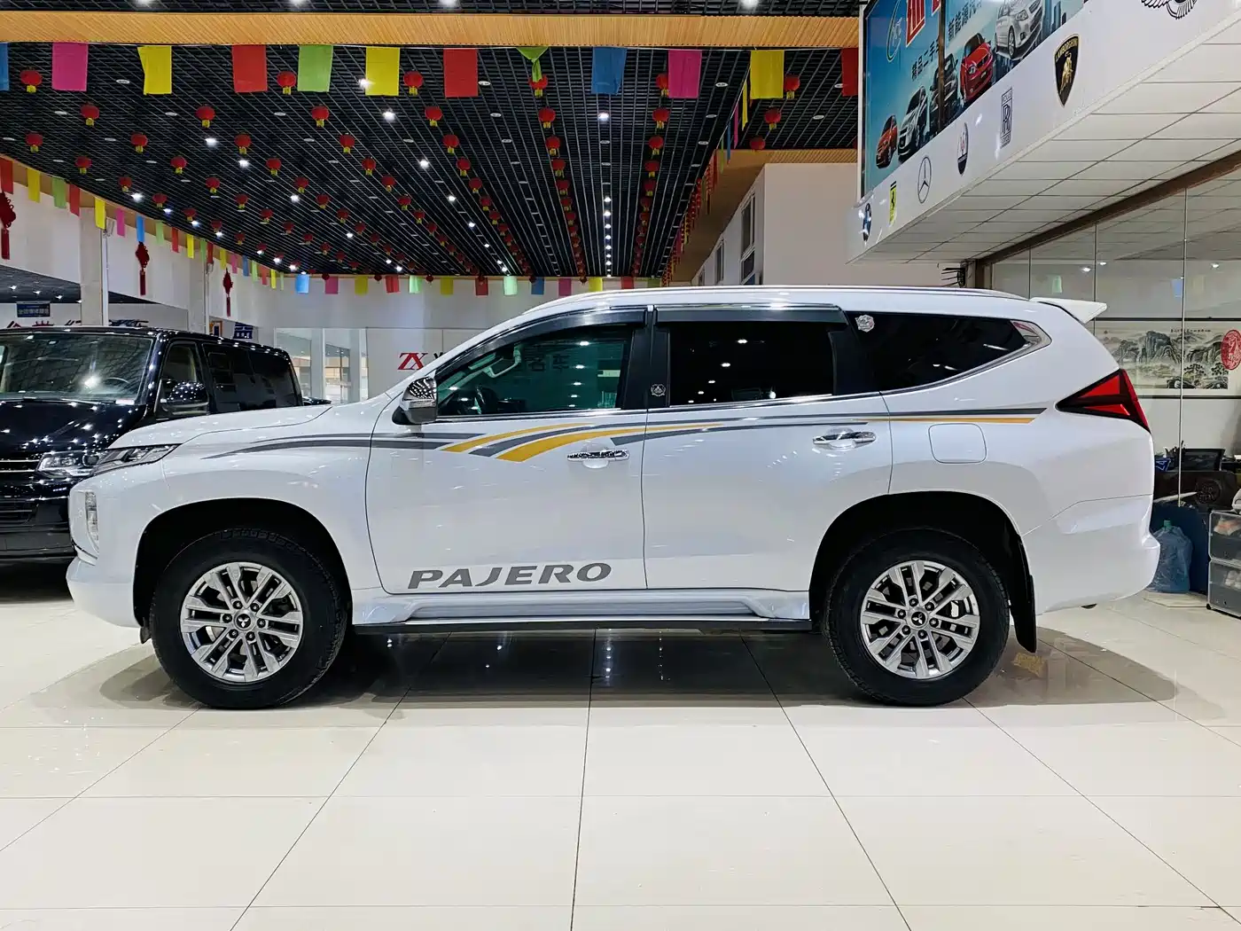 Mitsubishi Pajero Sport (Import) 2020 3.0L Luxury Edition фото 3