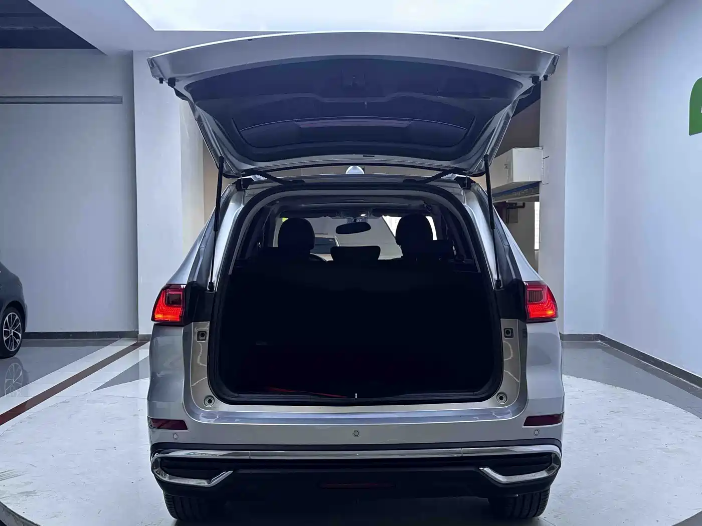 Haval M6 2023 2021 PLUS 1.5T DCT Luxury Smart Connect