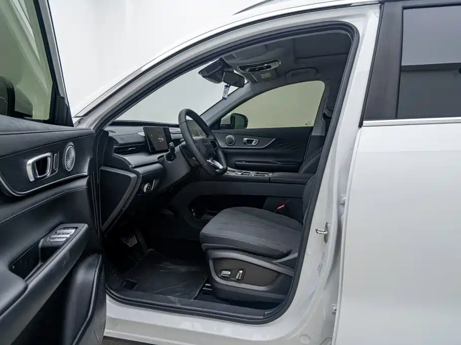 Chery Tiggo 8 PLUS 2026 2025 Model 290TGDI DCT Wind Rider 5-Seater