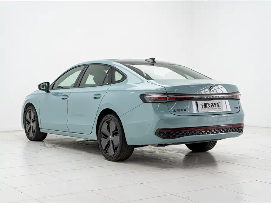 Volkswagen Passat 2025 Model Pro 380TSI Starlight Dragon Premium Edition фото 4
