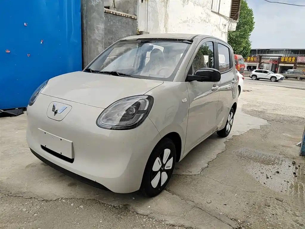 Wuling Motors Hongguang MINIEV 2026 2025 4-Door Advanced
