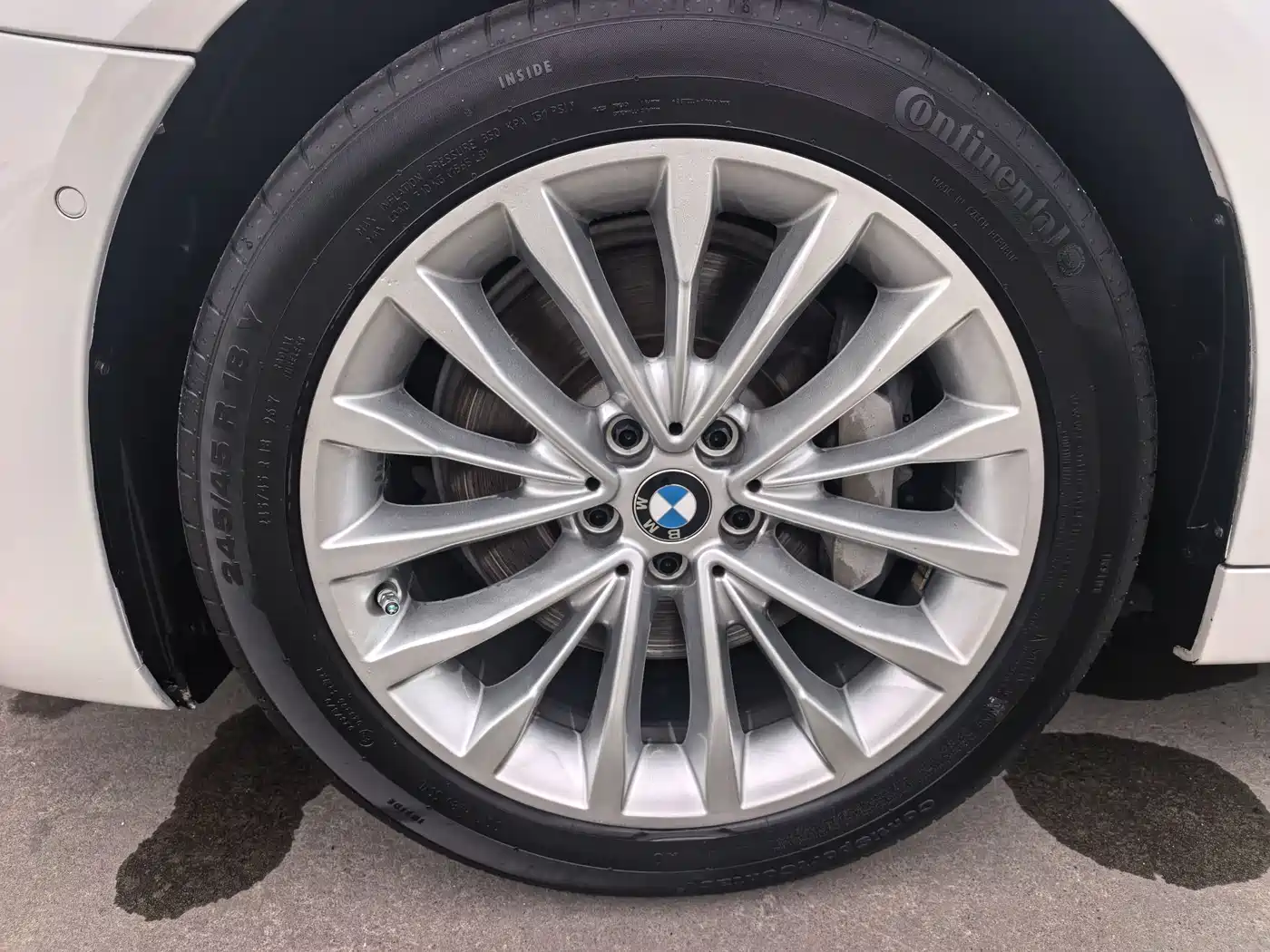 BMW 5 Series 2019 530Li Leading M Sport Package фото 10