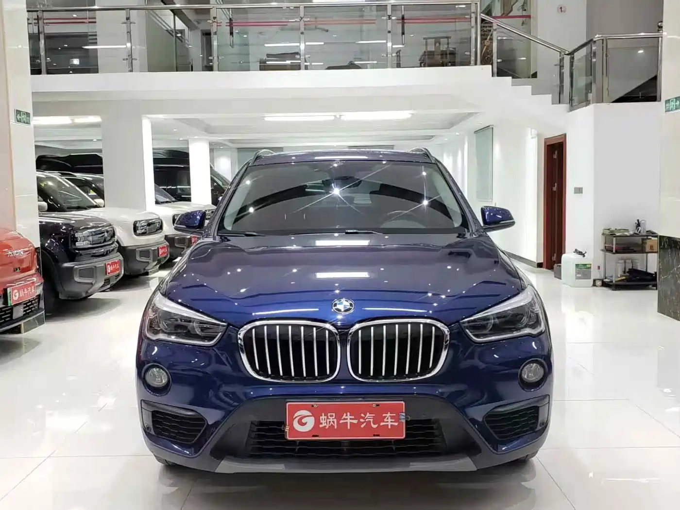 BMW X1 2016 sDrive18Li Premium Model фото 2