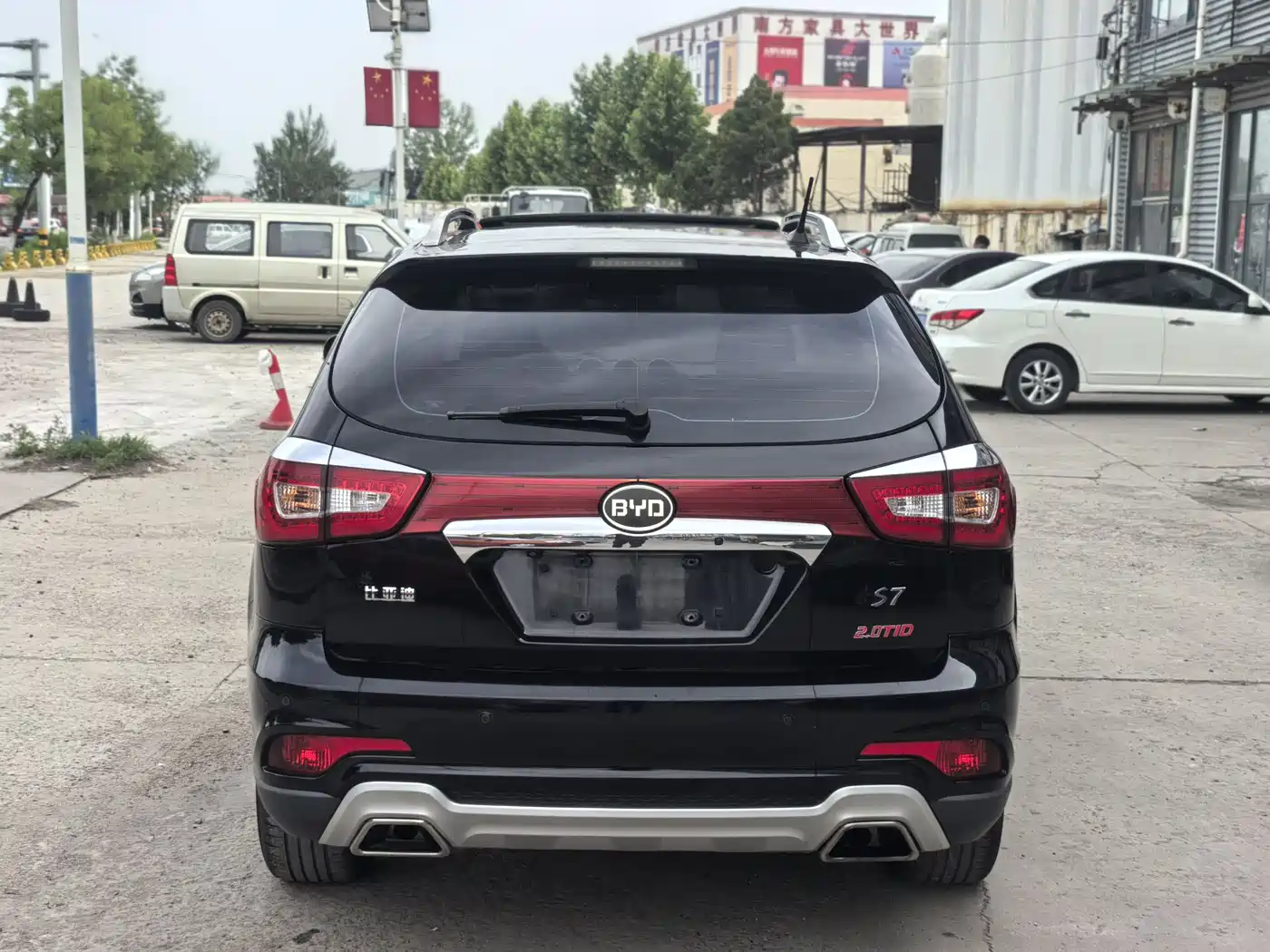 BYD S7 2015 2015 2.0T Automatic Flagship Model