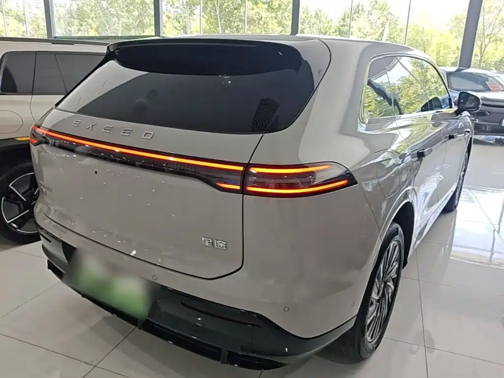 Exeed Exlantix ET 2025 2024 Extended Range 240 Ultra AWD