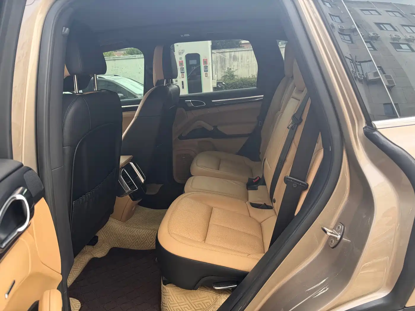 Фото 7 - Porsche Cayenne