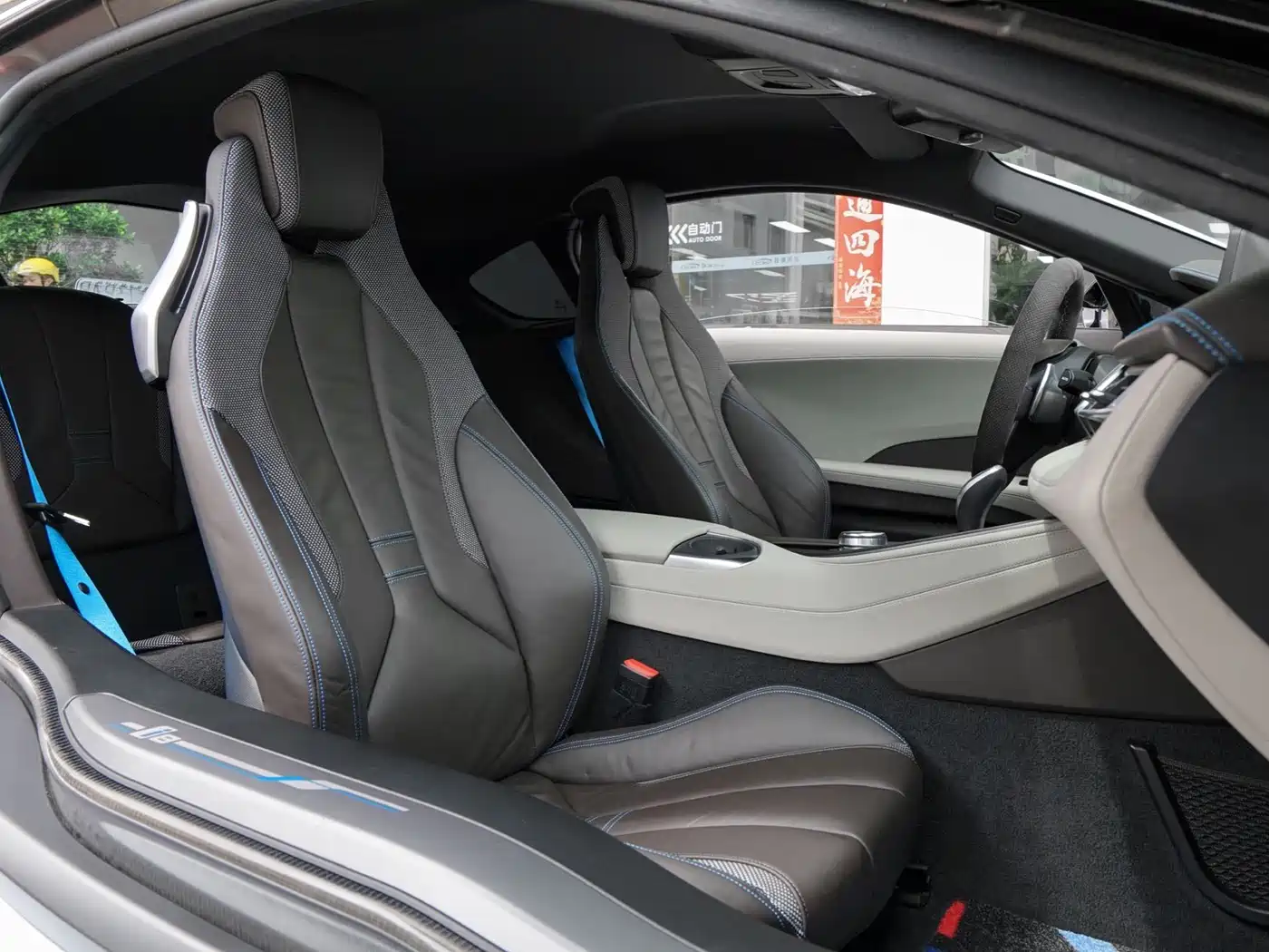 BMW i8 2018 2014 Standard