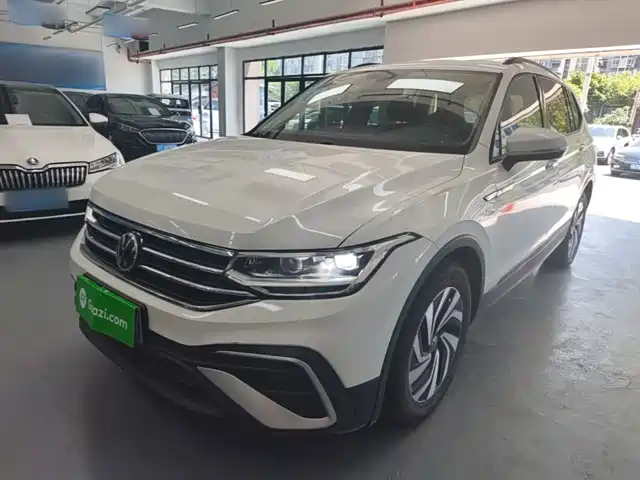 Volkswagen Tiguan L 2022