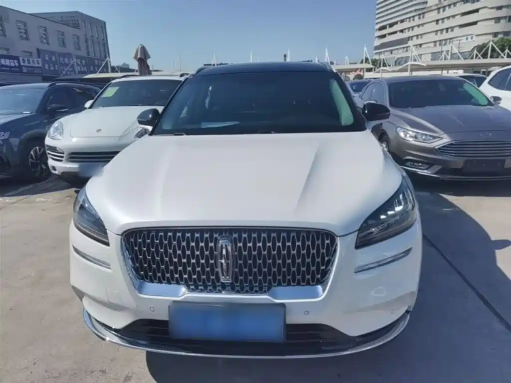 LINCOLN ADVENTURER