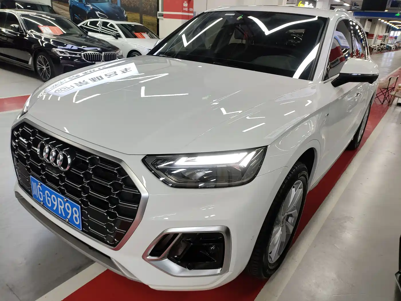 Audi Q5L 2022 Facelift 40T Luxury Elegance фото 3