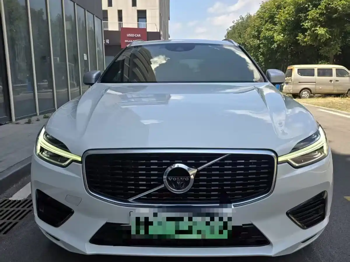 Volvo XC60 Plug-in Hybrid 2018 2019 T8 Twin Engine Excellence Luxury (China VI)