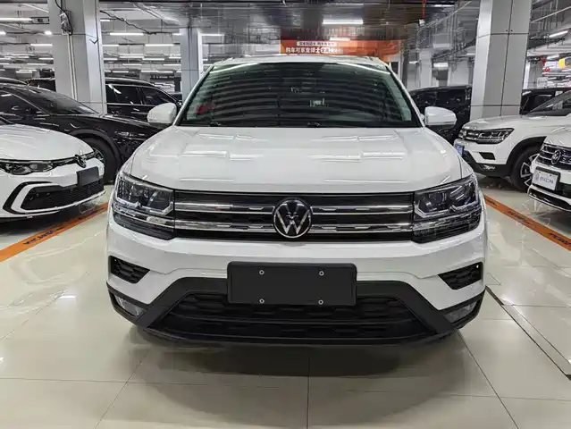 Volkswagen Tharu 2022 280TSI FWD Luxury Edition — фото 2