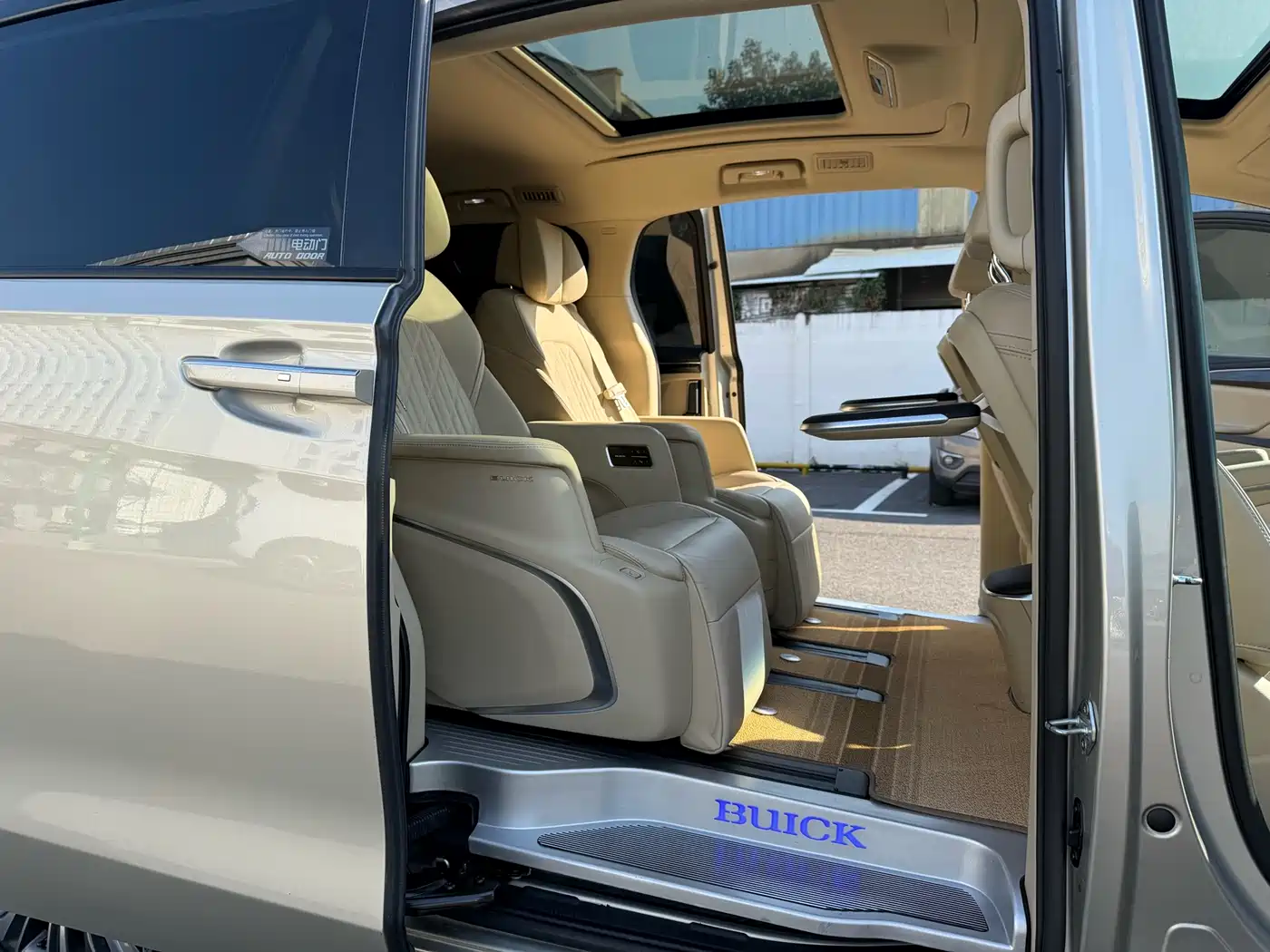 Buick GL8 2022 ES Landmark 653T Luxury фото 24