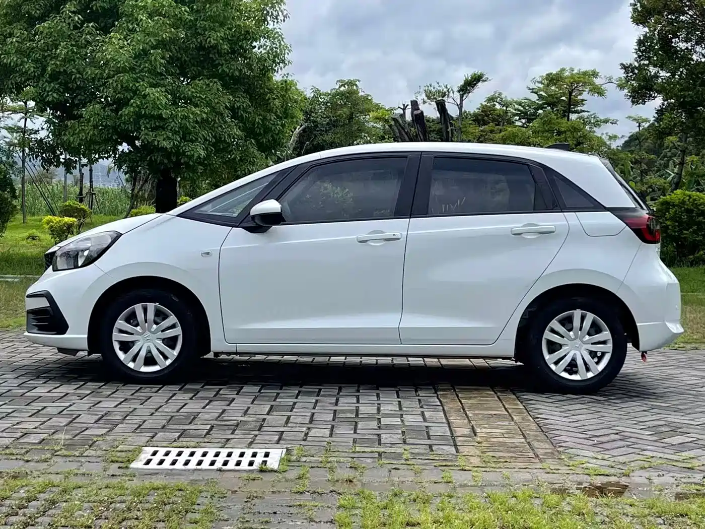Honda Fit 2024 2023 1.5L CVT Trend Edition