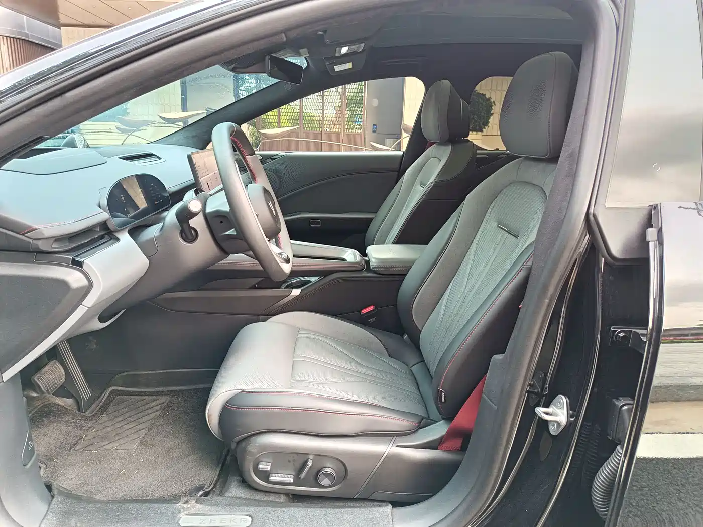 ZEEKR EXTREME KRYPTON 007GT