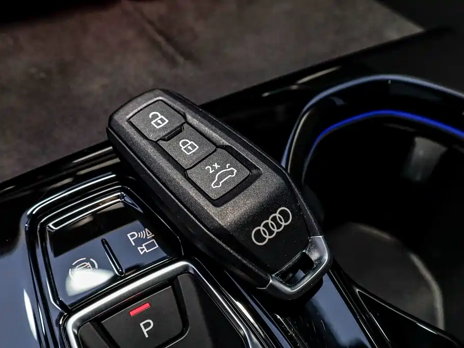 Audi Q5L 2026 2026 Smart Hybrid Premium