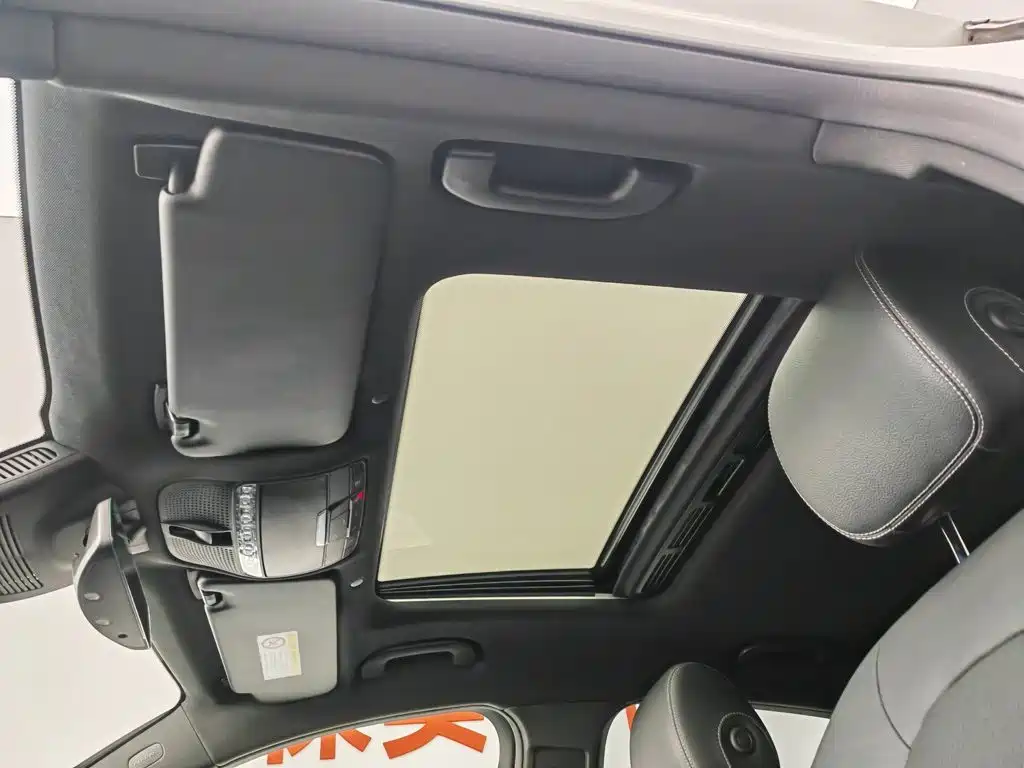 Mercedes-Benz GLC Coupe 2021 2020 GLC 300 4MATIC Coupe SUV